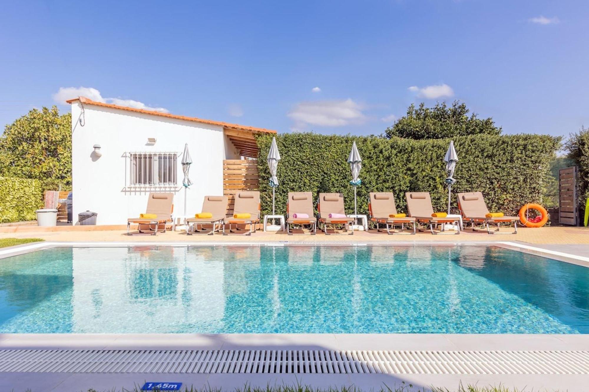 Amazing Villa Chrysanthi With Private Pool In Heraklion Epano Vathia Exterior photo
